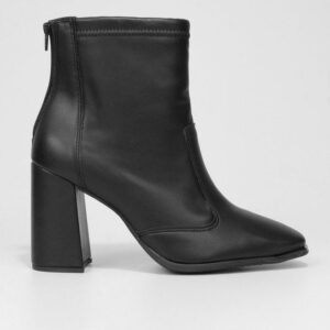 Bota Vizzano Cano Curto Salto Médio Feminina – Preto