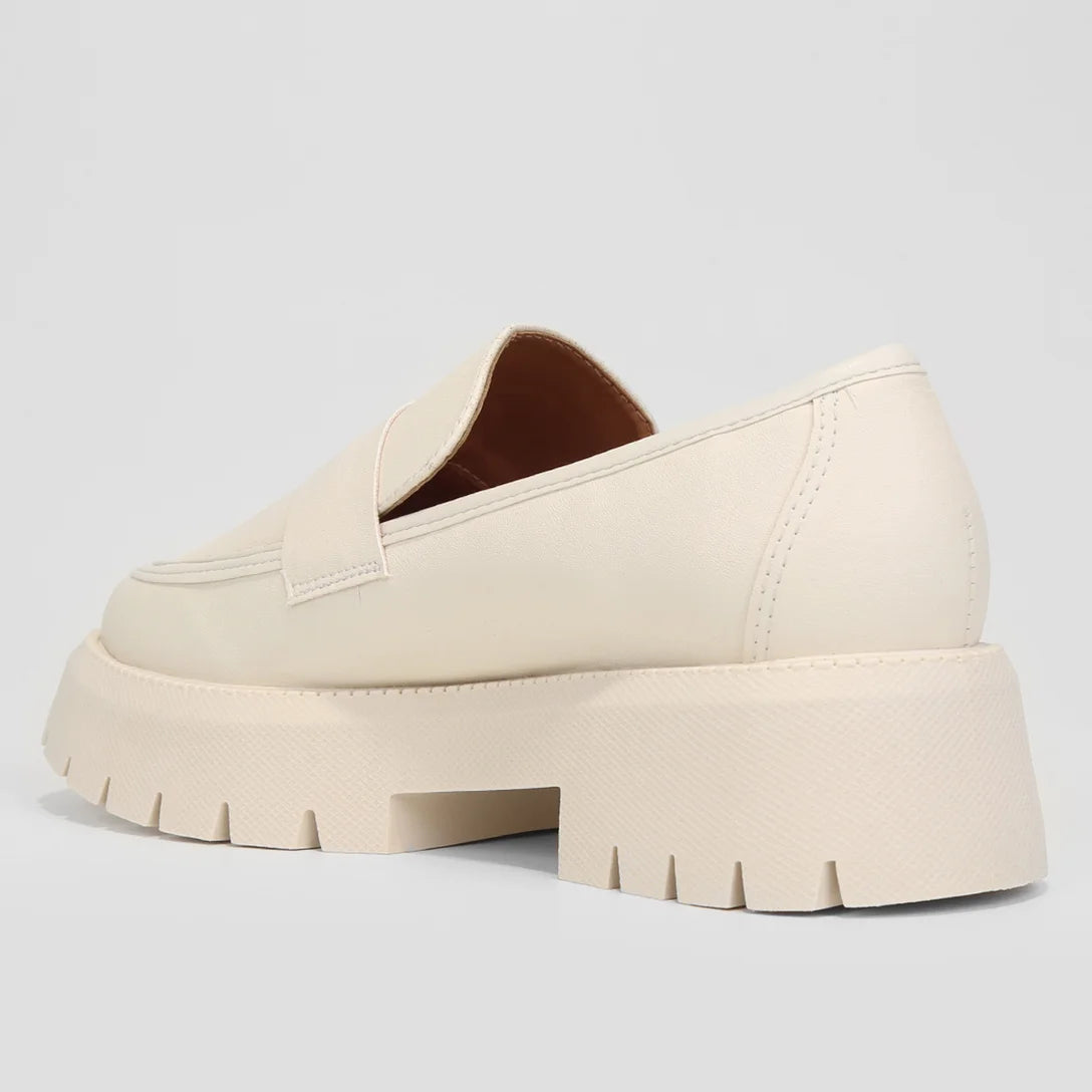 Mocassim Vizzano Tratorado Feminino – Off White - Imagem 3