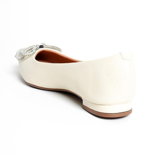 Sapatilha Vizzano Bico Fino Laço Strass – Branco Creme - Imagem 4