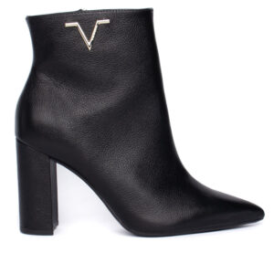 Bota Feminina Via Marte Cano Curto Couro Preto