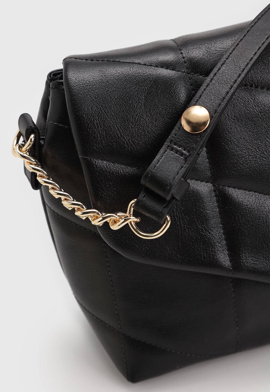 Bolsa Tiracolo Vizzano Matelassê Preta - Imagem 5