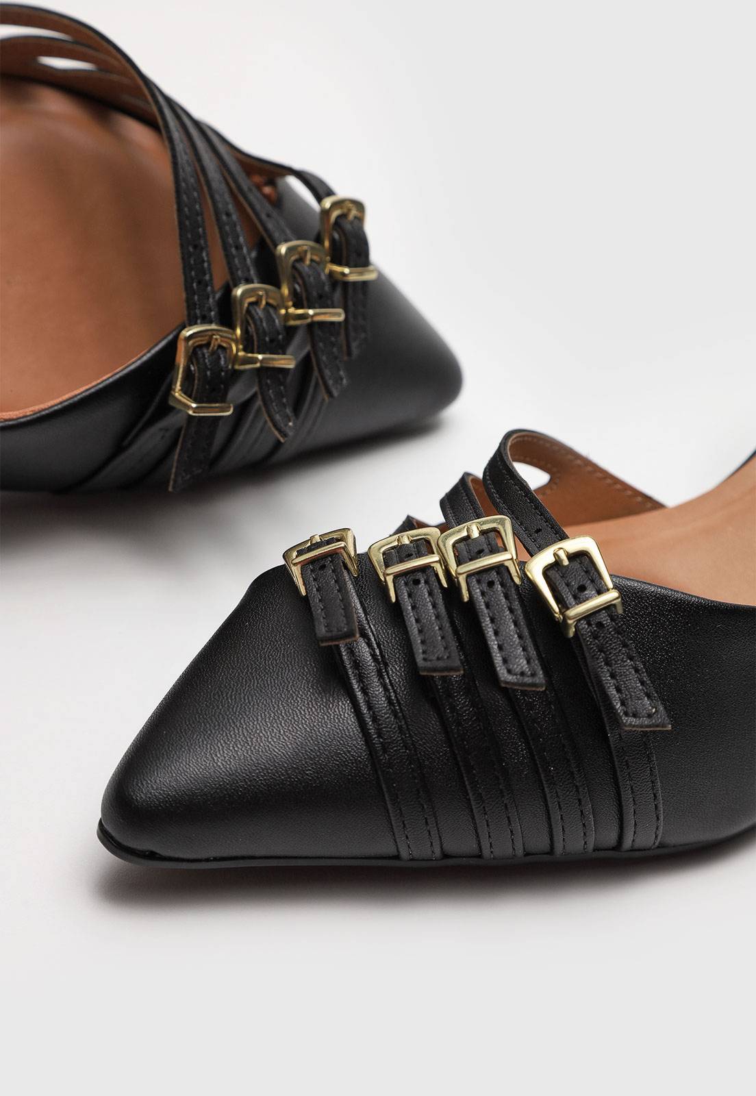 Scarpin Slingback Vizzano Fivelas Preto - Imagem 4